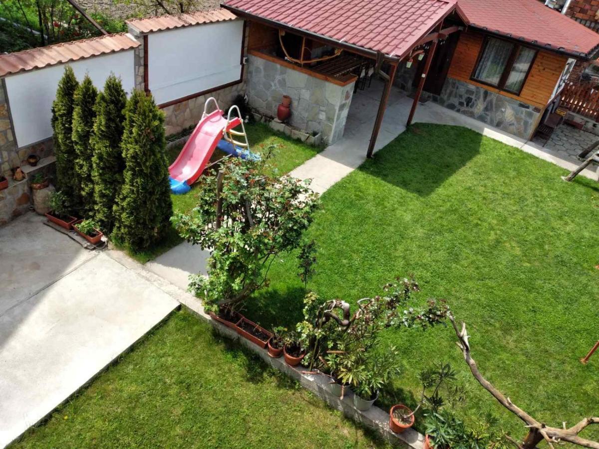 Holiday Guest House Kemo Saparewa Banja Exterior foto