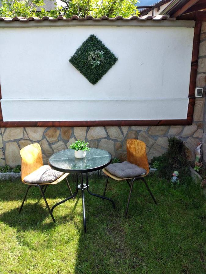 Holiday Guest House Kemo Saparewa Banja Exterior foto