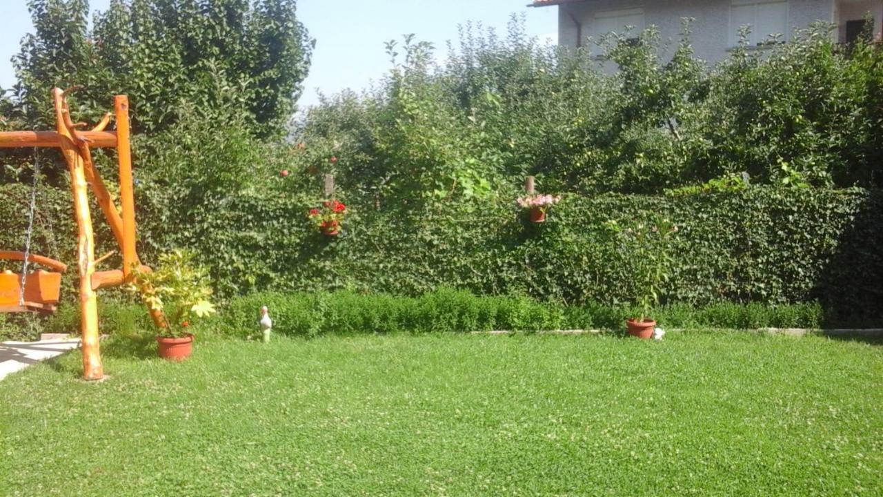 Holiday Guest House Kemo Saparewa Banja Exterior foto